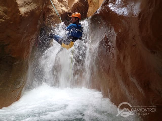 1-BARRANQUISMO INICIACIÓN - INTERMEDIO